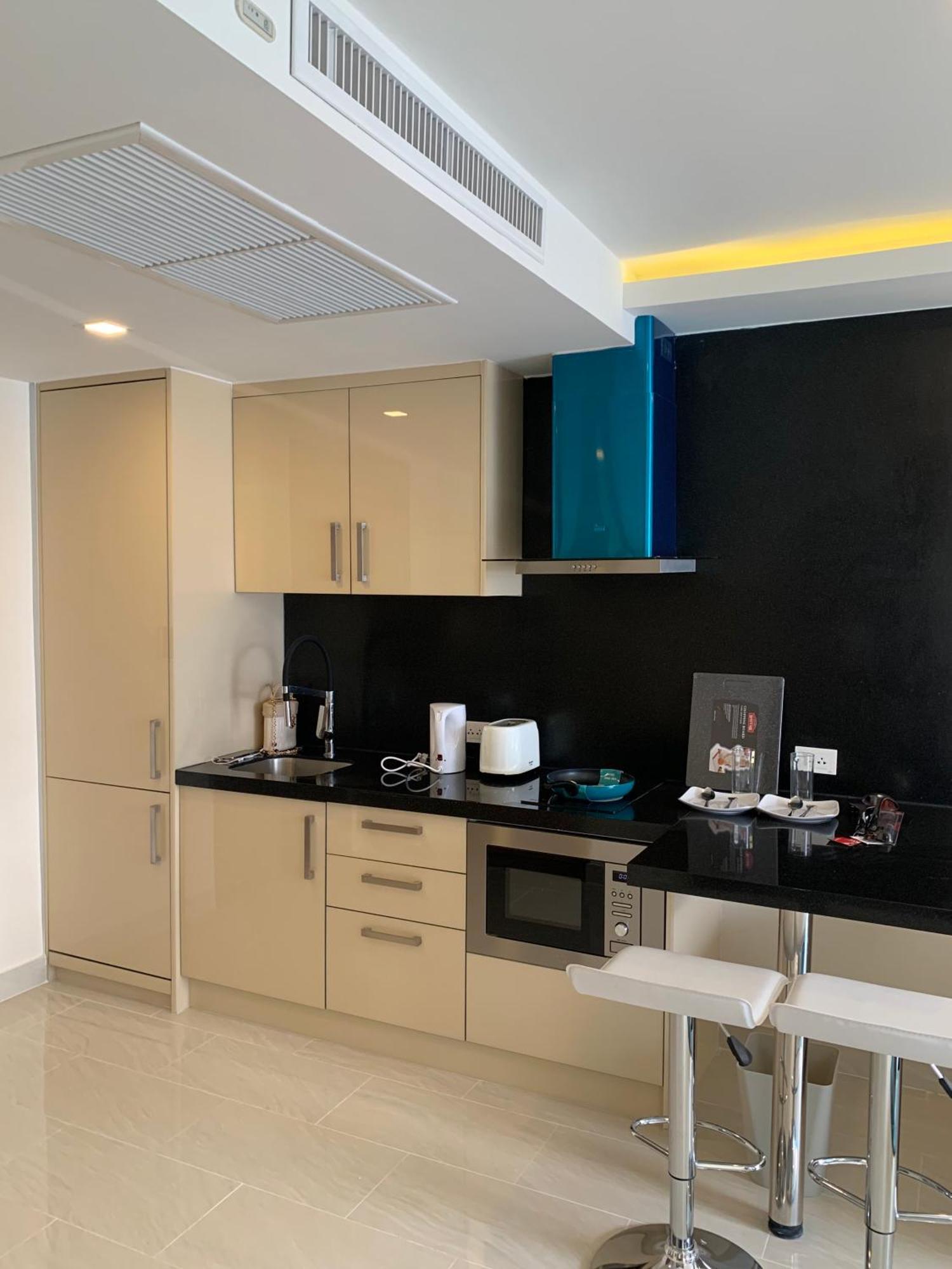 Centara Avenue Residence By Daisy Pattaya 1 Eksteriør billede
