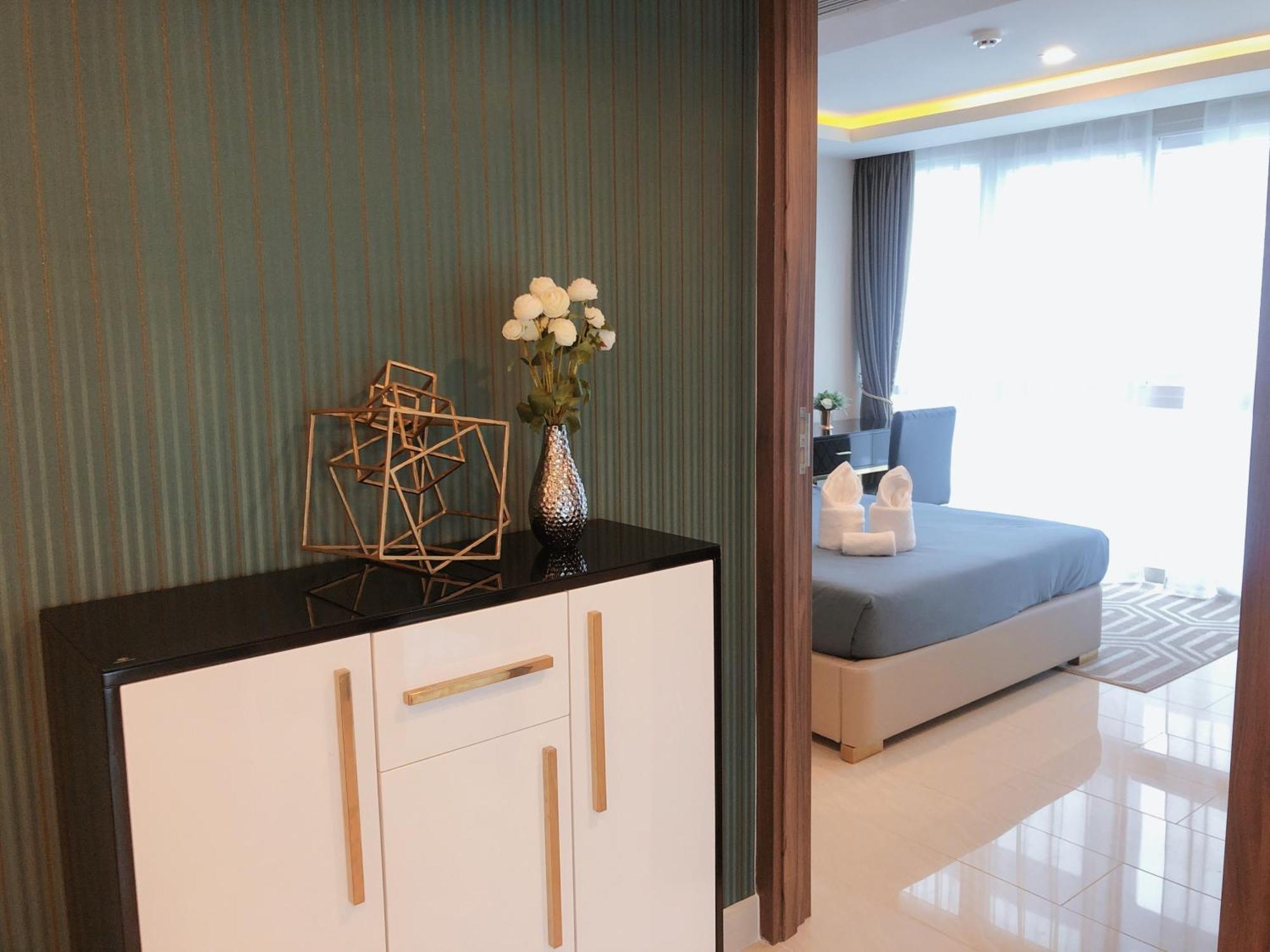 Centara Avenue Residence By Daisy Pattaya 1 Eksteriør billede