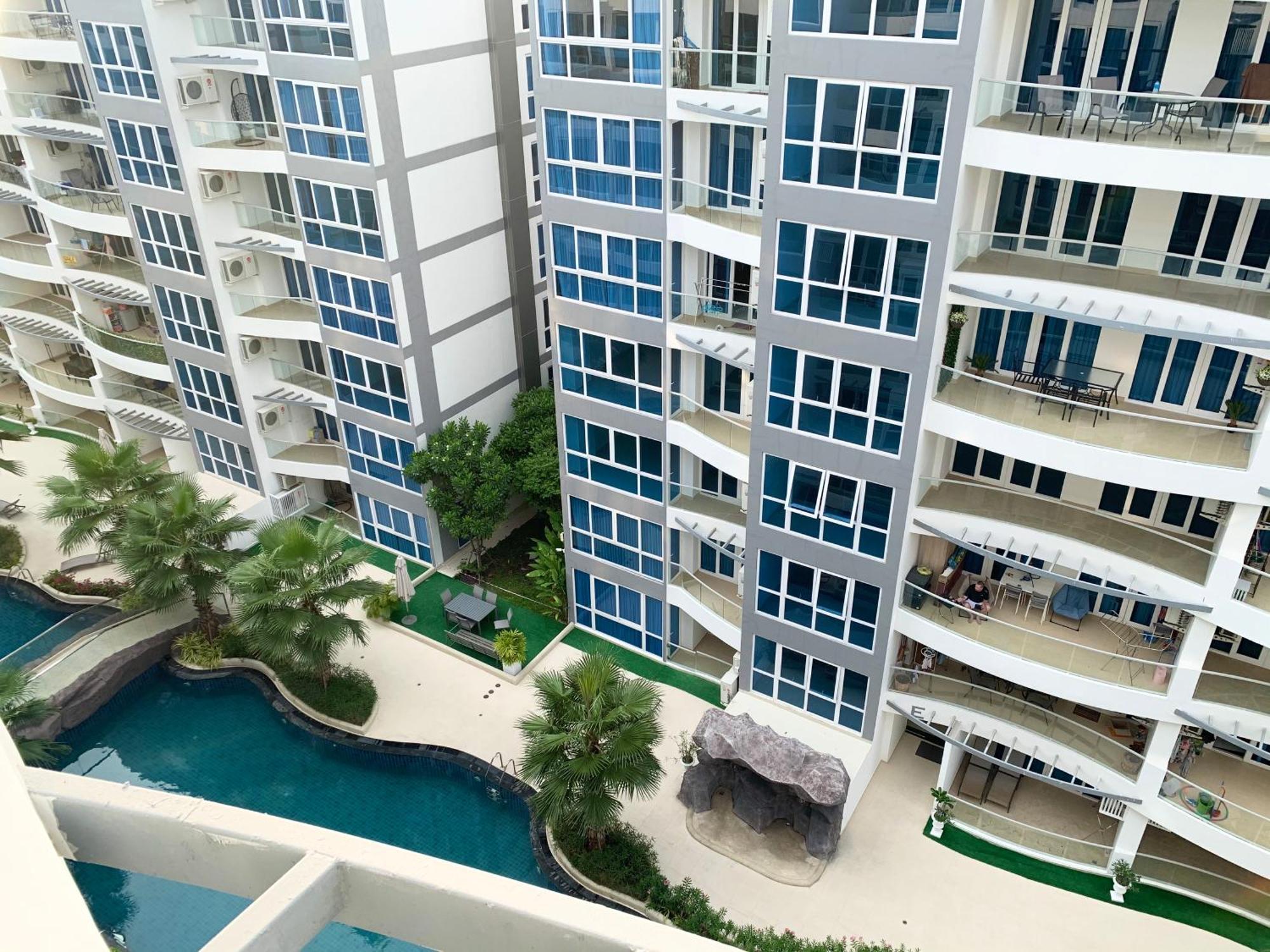 Centara Avenue Residence By Daisy Pattaya 1 Eksteriør billede